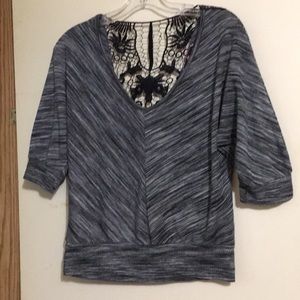 Almost Famous top size M